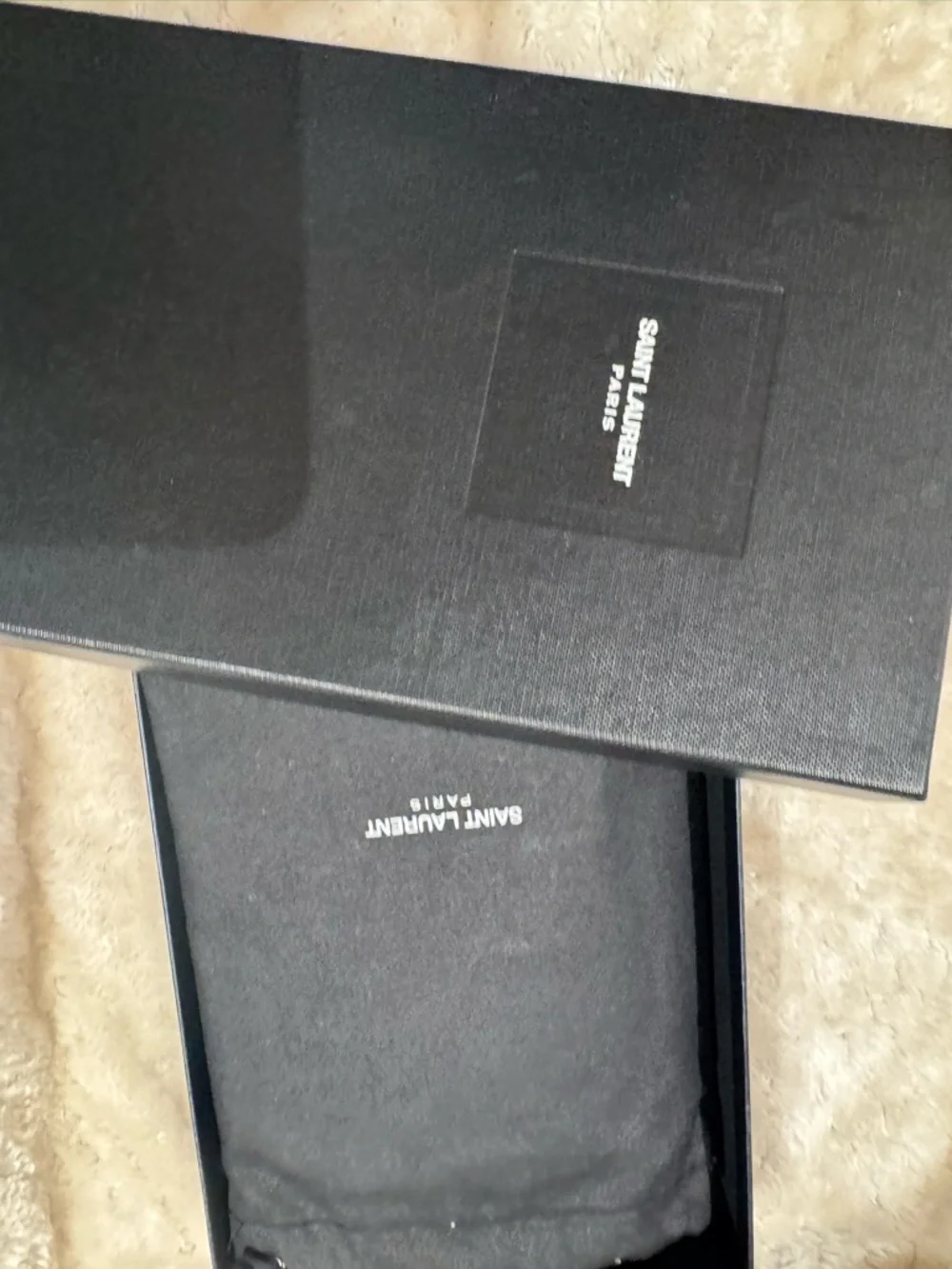 Saint Laurent Red Quilted Card Holder with Gold YSL Logo - Picture 5 of 5